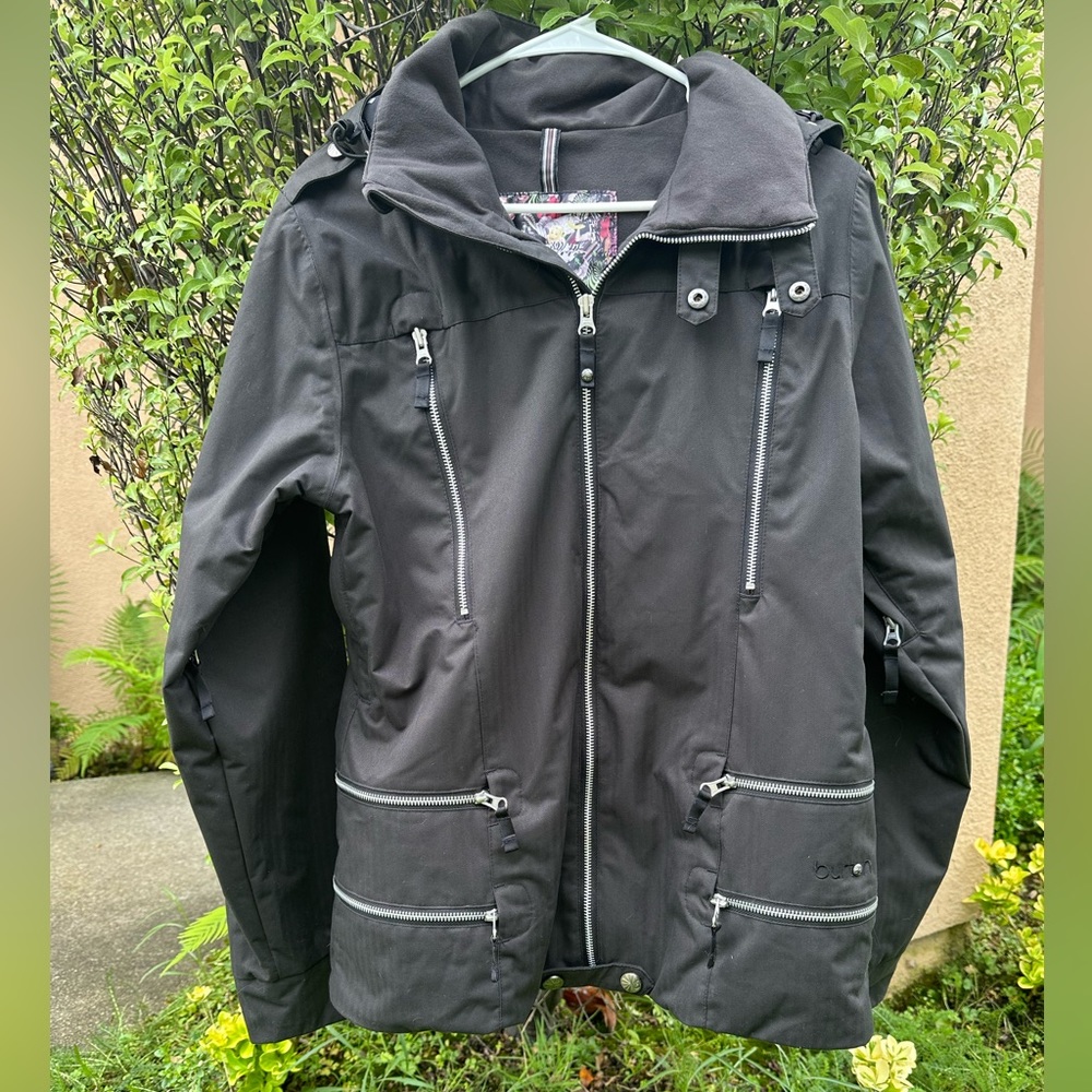 Burton "Elevation Dry Ride " Snowboard-Ski Black
Women's Jacket Size Large EUC!